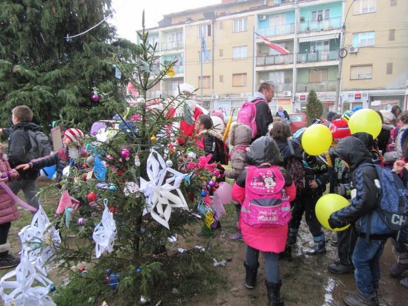 Novogodišnji bazar u ponedeljak u Vlasotincu