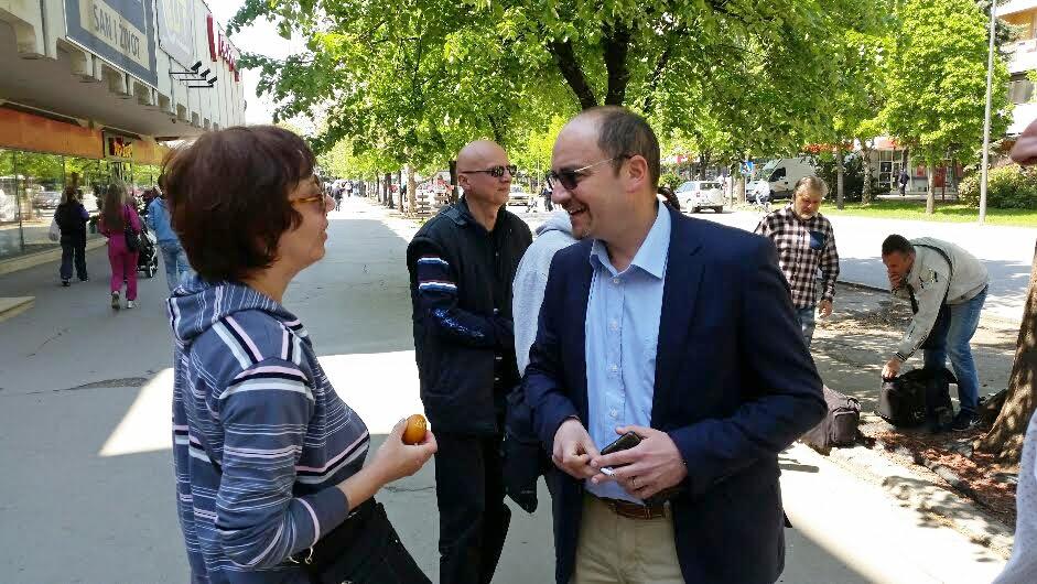 Leskovačke demokrate delile uskršnja jaja