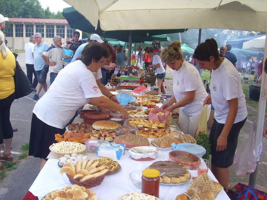 Miris tradicije i izvorskog ognjišta