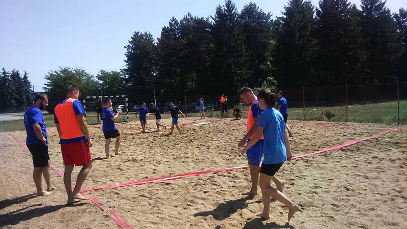 Završen prvi turnir u rukometu na pesku u Leskovcu