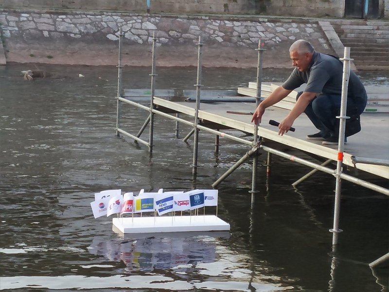 UPSS: Čamac sa strankama pušten niz Nišavu