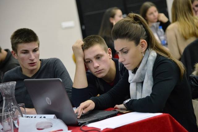 Ideja o organizaciji venčanja pobedila na takmičenju srednjoškolaca u Leskovcu