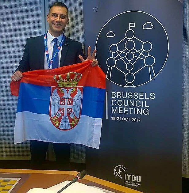 Leskovčanin ponovo reizabran kao jedini Srbin u bord Međunarodne unije mladih demokrata
