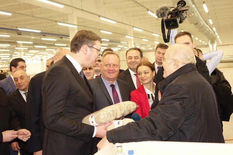 Vučić u aprilu otvara nove fabrike u Leskovcu, Nišu, Kraljevu, Kruševcu, Loznici, Čačku…