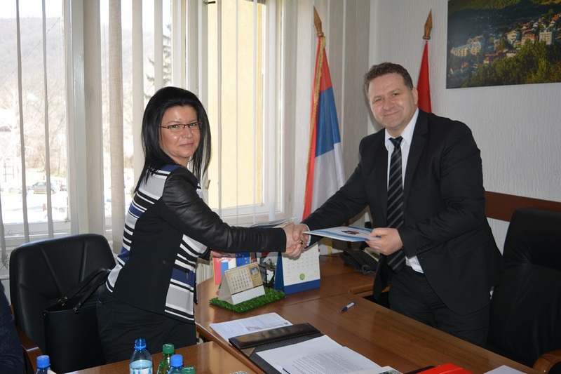 Medveđa: Potpisan ugovor o saradnju sa još jednim bugarskim gradom