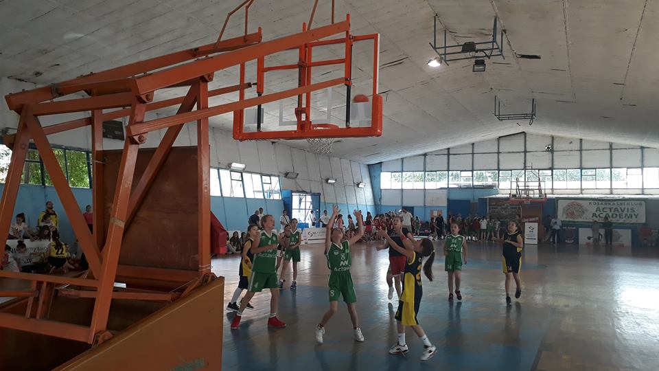 Minibaskijada okupila oko 350 malih košarkaša
