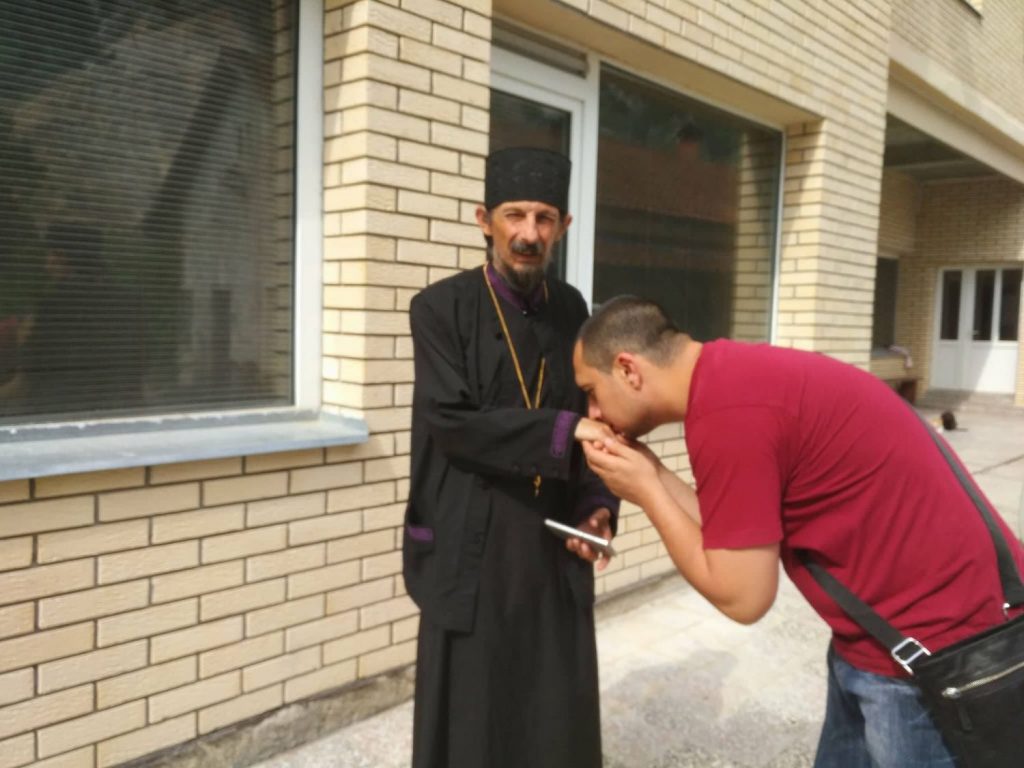 Napad na sveštenika tokom blokade puta Niš-Pirot završiće na sudu