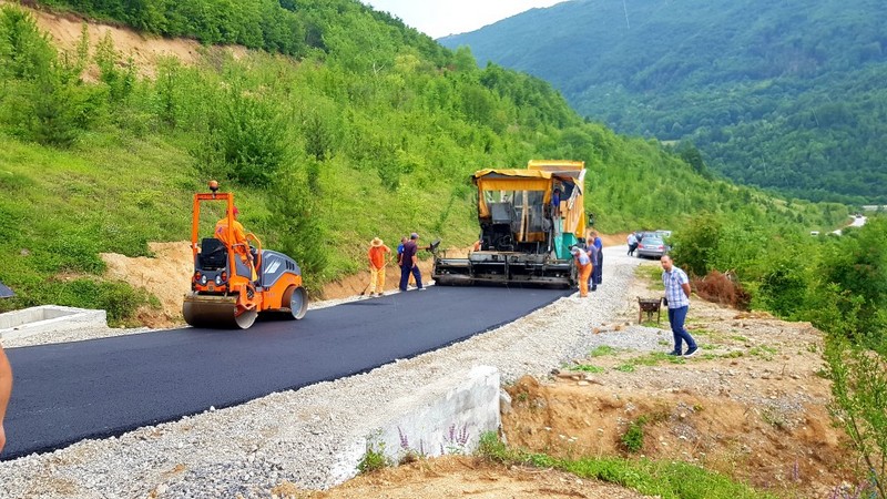 Asfalt povezao staroplaninska sela sa gradom