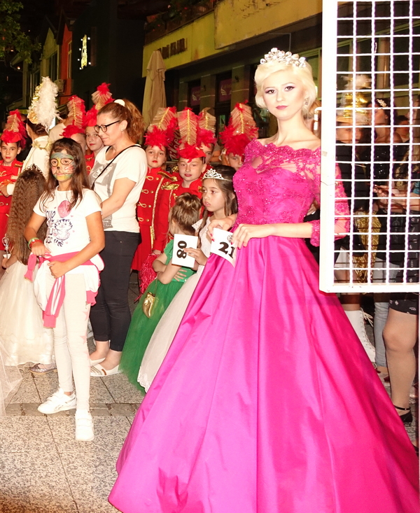 Leskovački karneval dobio svoju prvu kraljicu
