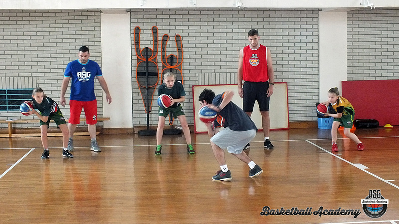 Besplatni košarkaški kamp Saše Grujića na poklon Vlasotinčanima