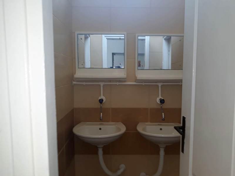 Od grada novi toaleti za škole u Oraovici i Palojcu