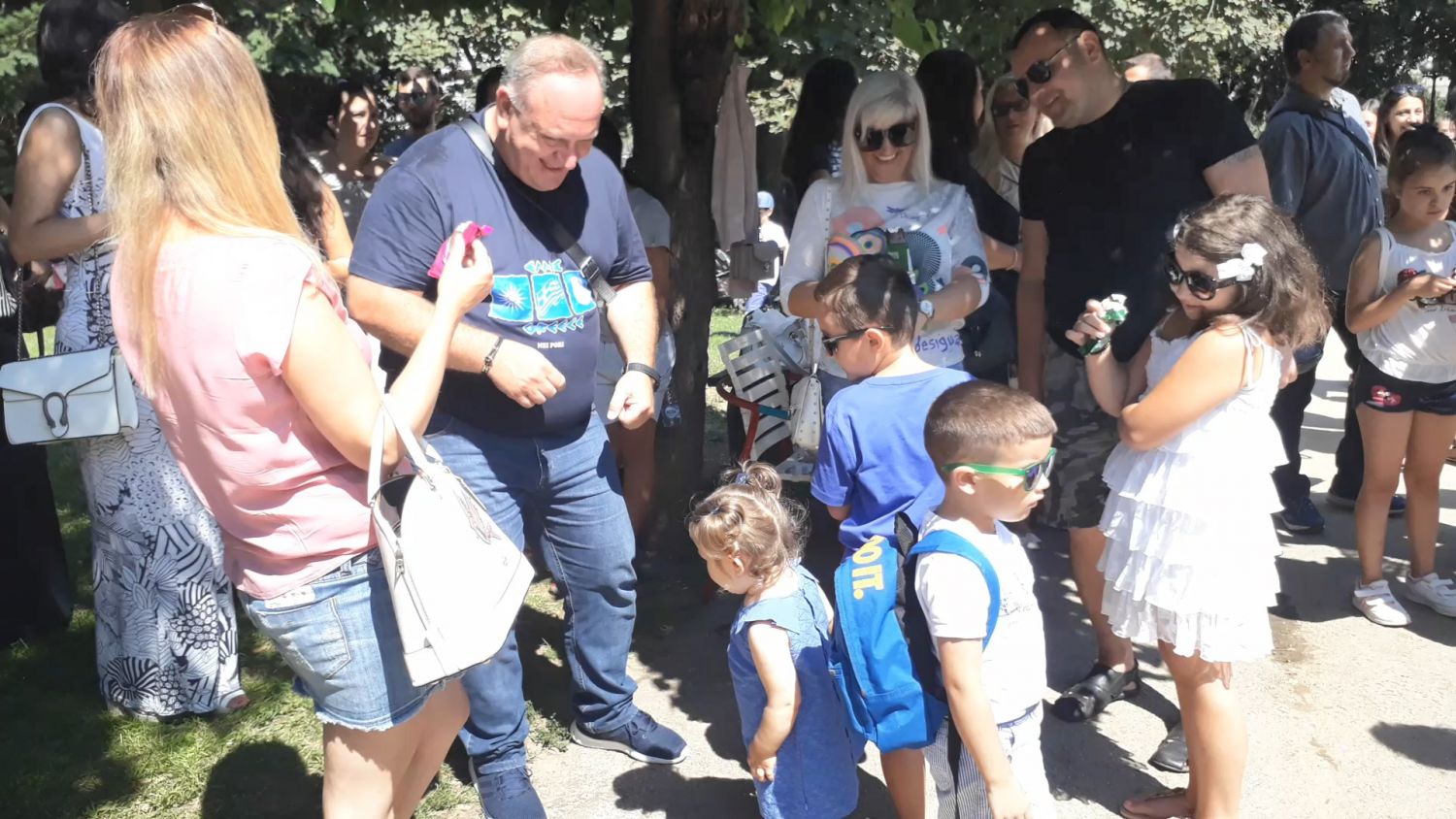 Klinci se družili i đuskali sa gradonačelnikom Leskovca (FOTO, VIDEO)