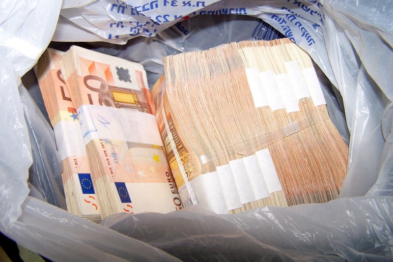 Otkriveno skoro 130 000 neprijavljenih evra