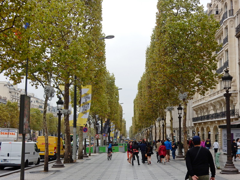 Sjaj i šarm najlepšeg bulevara na svetu i ponos francuske prestonice (FOTO,VIDEO)