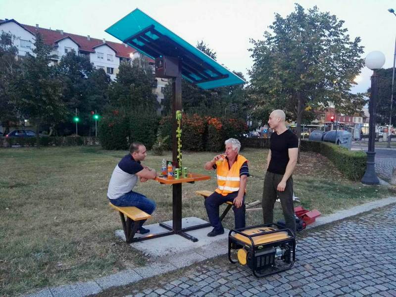 Solarno drveće u Nišu stalno na meti huligana