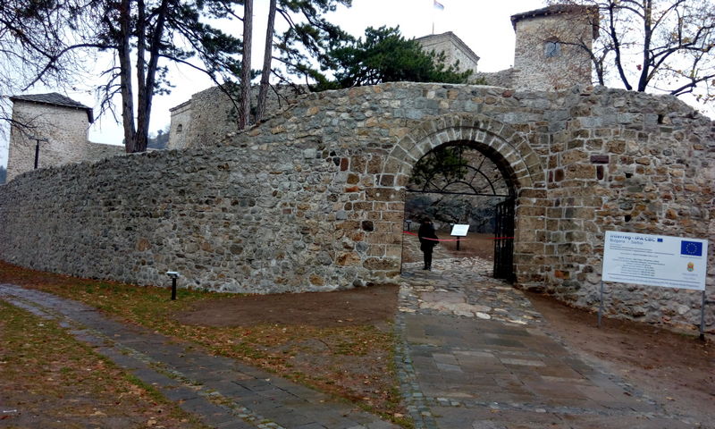 Svečano otvorena rekonstruisana srednjovekovna tvrđava Momčilov grad