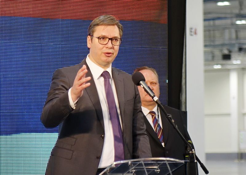 Vučić: Ogromni su pritisci na Srbiju, držaćemo se koliko možemo