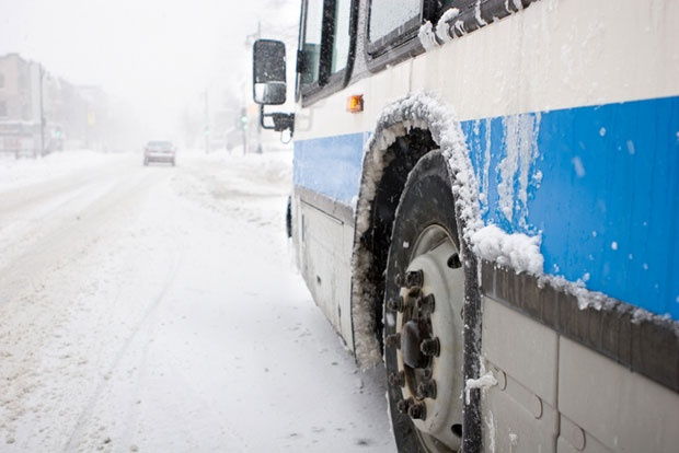 Autobusi voze normalno, kašnjenja svega 15 minuta