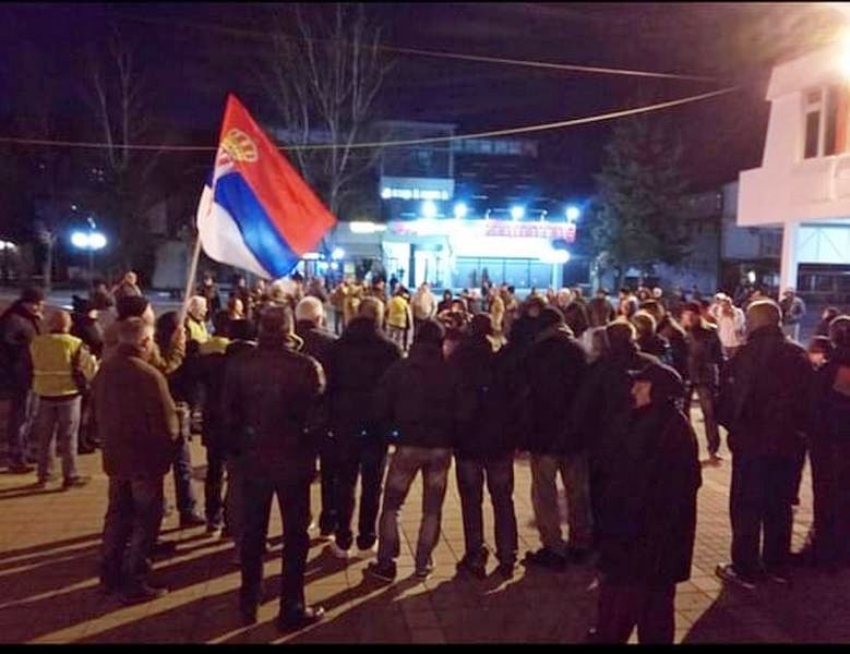 Protesti i u Lebanu: SNS uzima po 5 posto mesečno od plata ugovoraca