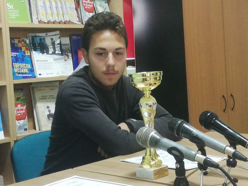 Leskovčanin Nikola Veličković državni prvak iz Hemijske tehnologije