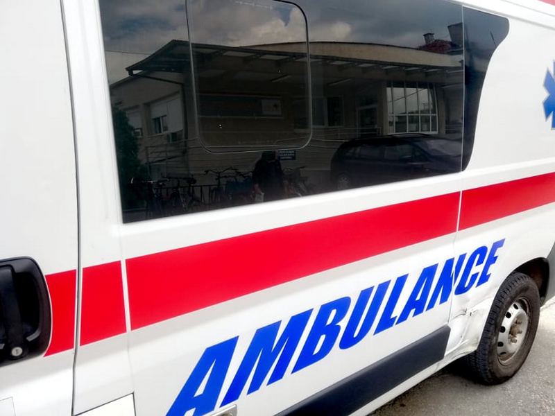 Motociklista oborio dedu dok je prelazio ulicu, sa teškim povredama hospitalizovan u UKC Niš