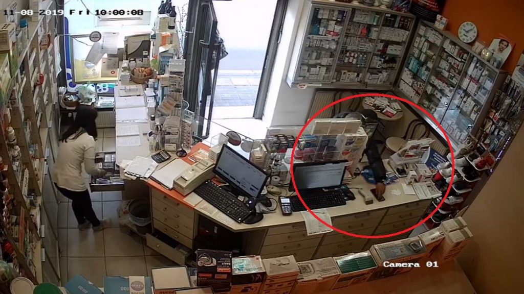Apotekarki ukrali telefon na radnom mestu, potraga za lopovom preko društvenih mreža (VIDEO)