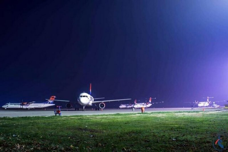 Zbog lošeg vremena četiri aviona prinudno sletela u Niš