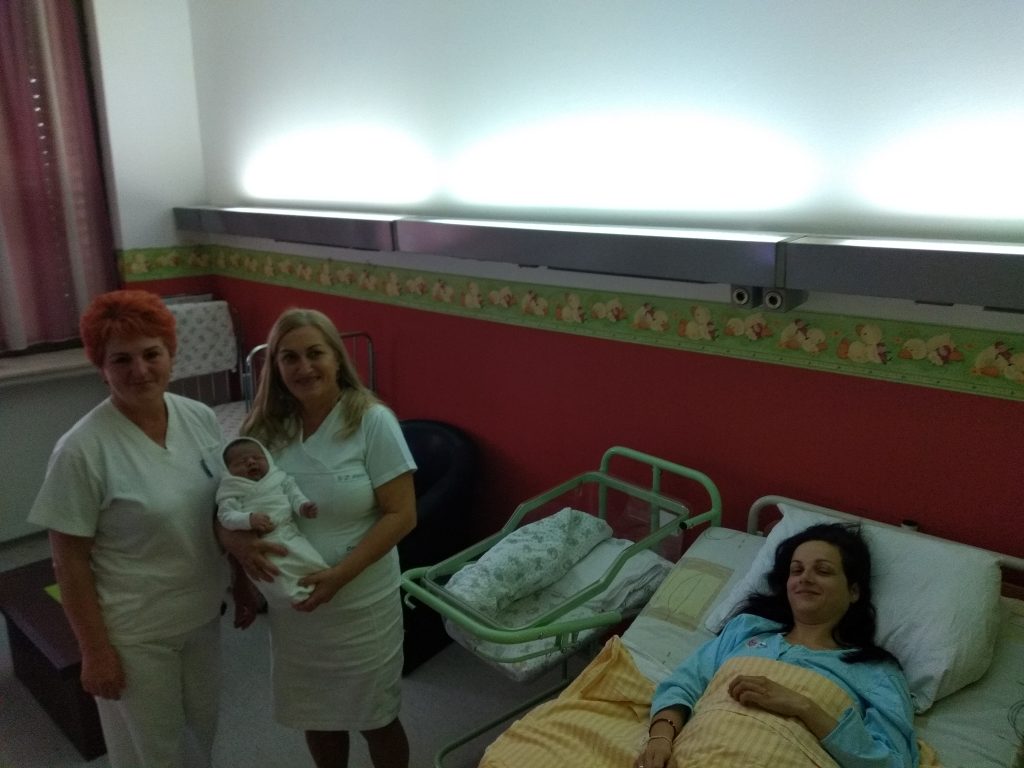 Jovana prva beba rođena u Pirotu