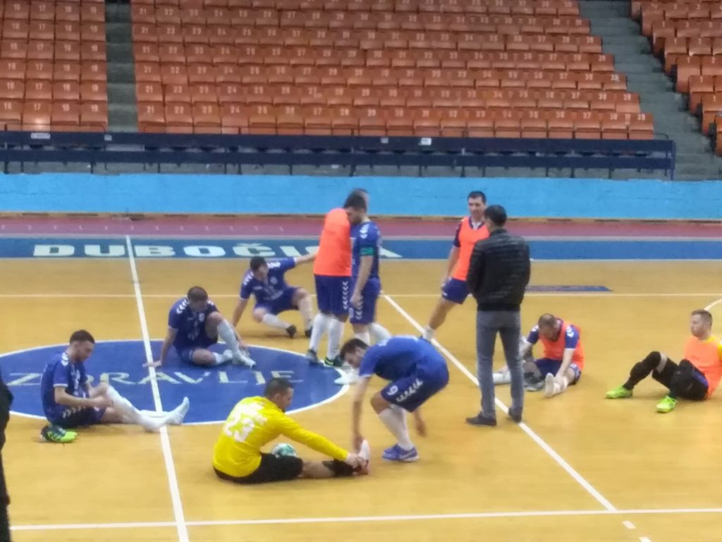 Mučne scene na futsal utakmici KMF Leskovac-Miners