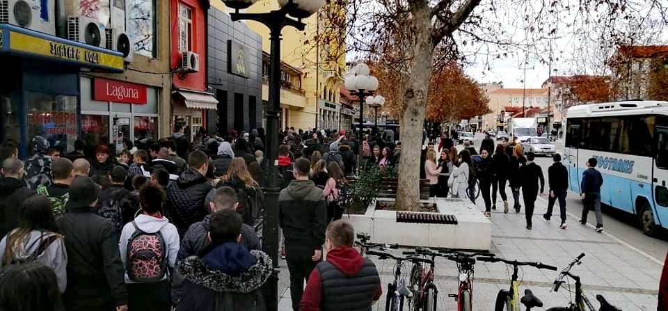 Mladiću koji je izazvao anti-gay proteste u Leskovcu ugrožena bezbednost