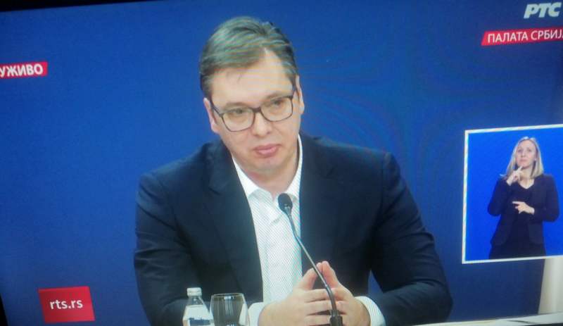 Vučić: Imamo nova žarišta, vanredno stanje ukidamo krajem aprila, najkasnije u maju