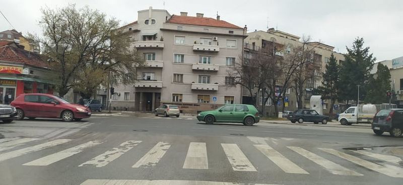 Opljačkana Leskovčanka kod Garetove palate