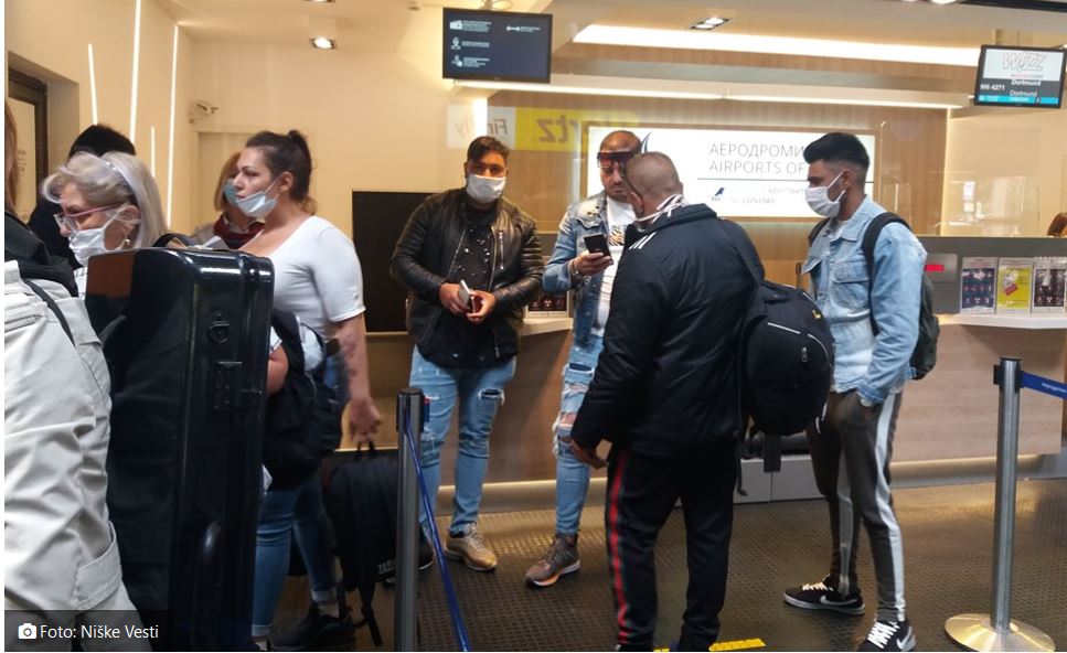 Krenuli letovi sa niškog aerodroma, prvi putnici stigli iz Dortmunda