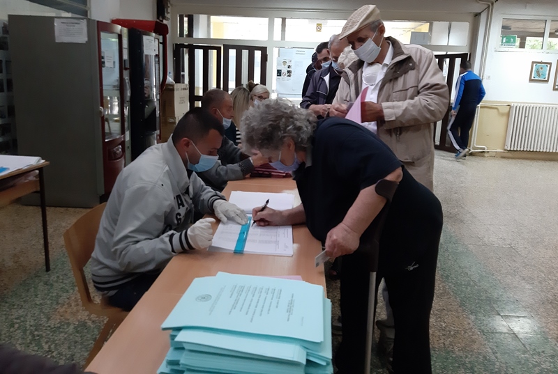 Vranje: Do 13 sati glasalo 24,10 posto birača