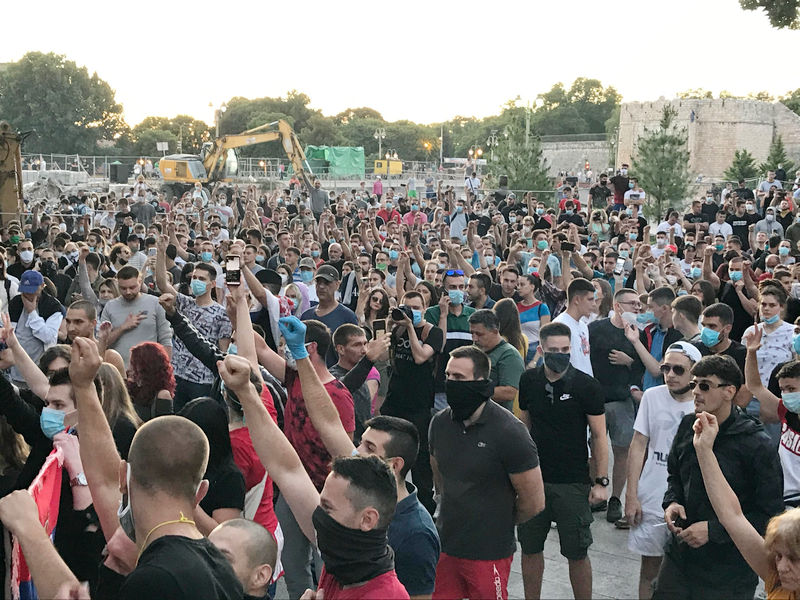 Protest u Nišu predvodili mladi, okupljanje i u Leskovcu (video)