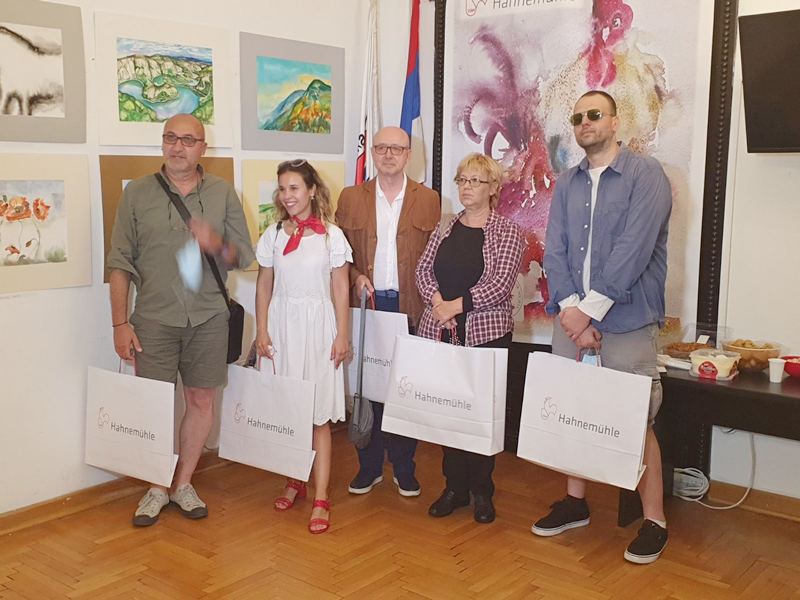 Dva leskovačka slikara nagrađena za akvarele na internacionalnoj izložbi „Ta divna Srbija“