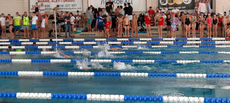 Na jubilarnoj trci za „Leskovačkog pobednika“ 350 plivača iz Srbije