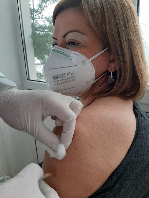 Predsednica opštine prva primila vakcinu u Surdulici