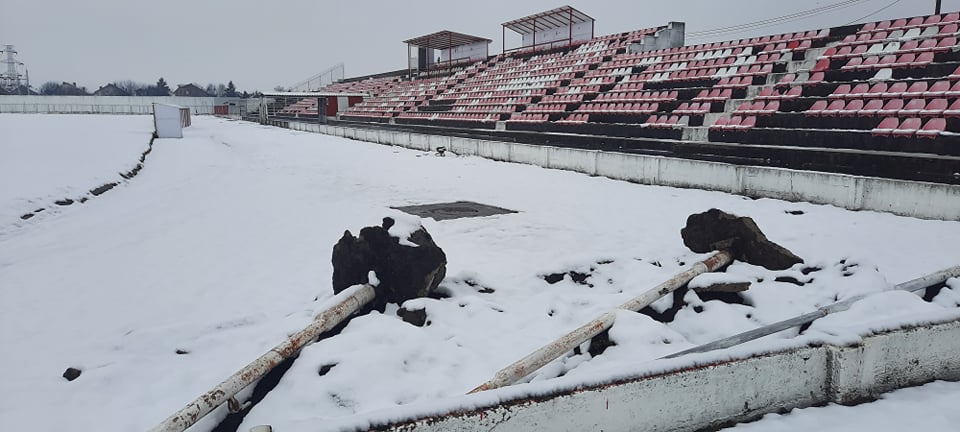 Počele pripreme za rušenje Gradskog stadiona u Leskovcu (foto)