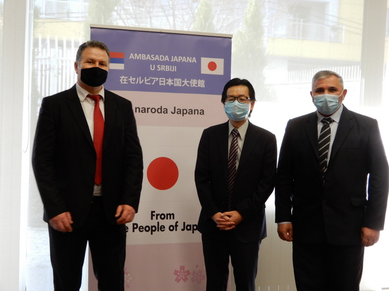 Vlada Japana donacijama pomaže opštini Medveđi