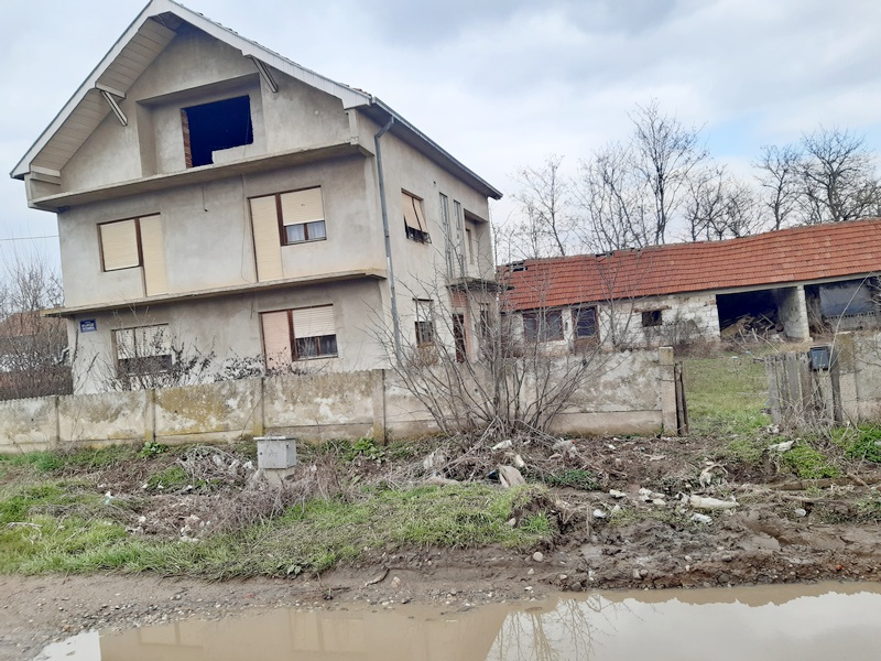 U Vinarcu pronađen leš u raspadanju mlađeg muškarca
