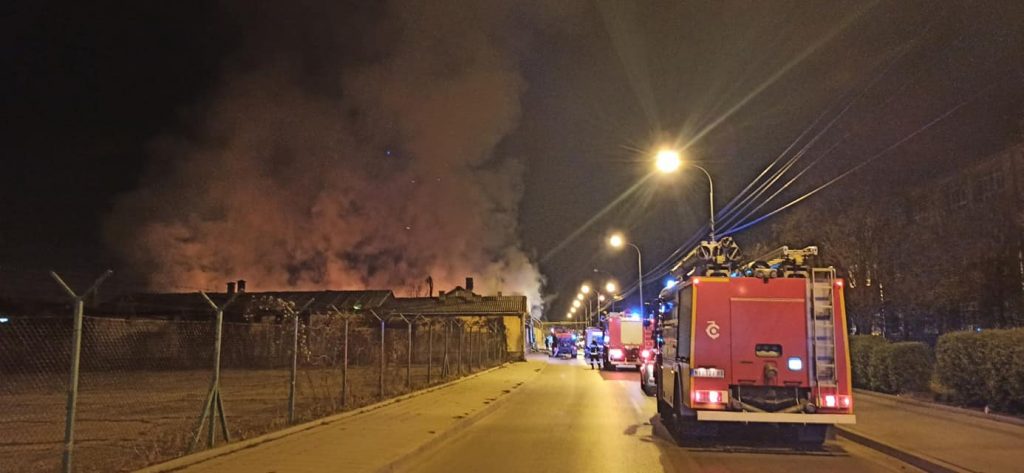 Požar u Nišu, 10 porodica ostalo bez domova