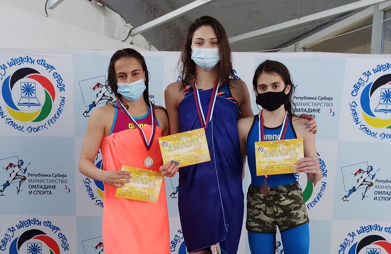 Leskovački plivači se sa državnog prvenstva vratili sa 13 medalja