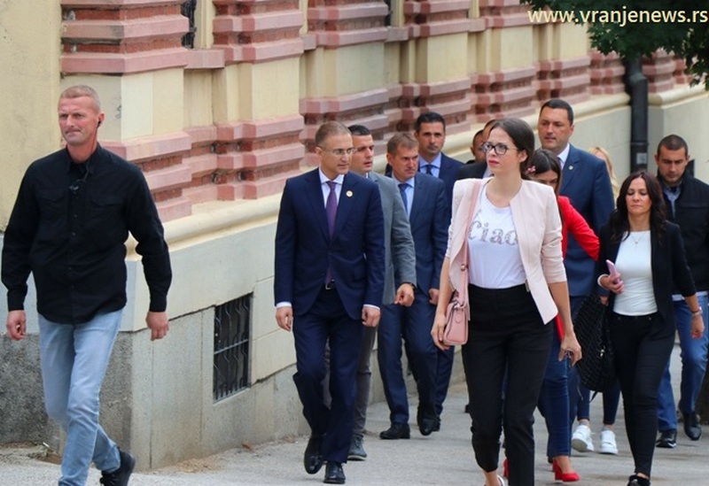 Posle Niša i Leskovca, i vranjski naprednjaci podržali smenu Stefanovića i šest lokalnih funkcionera