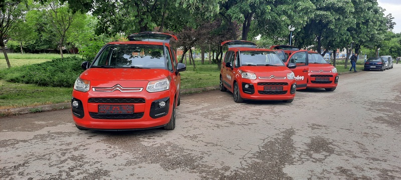 JKP Vodovod Leskovac obnovio vozni park nabavkom tri polovna automobila