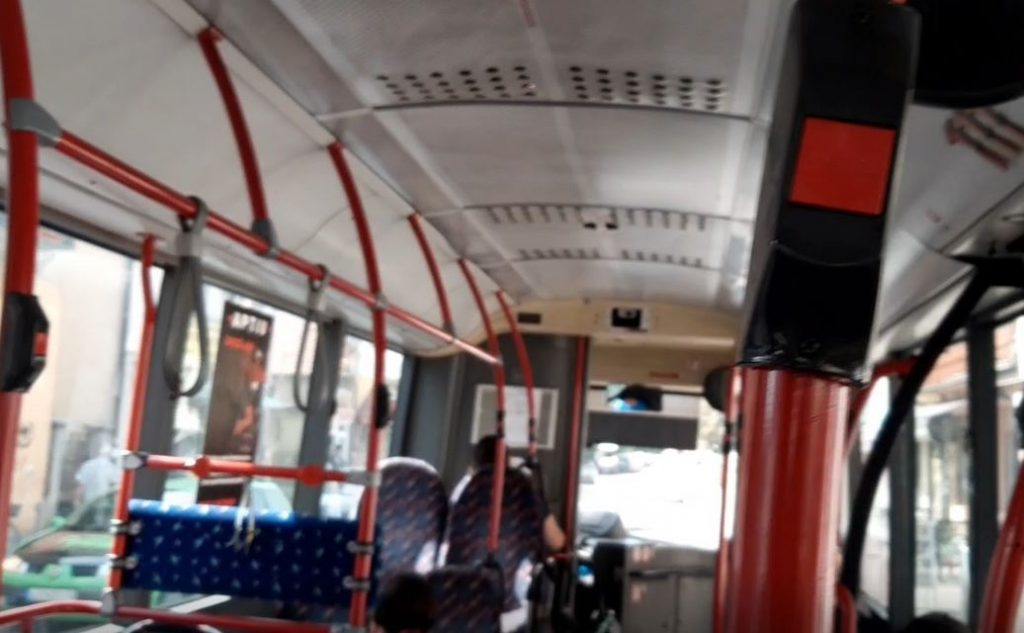 Leskovac: Putnici se žale na vrelinu u lokalnim autobusima