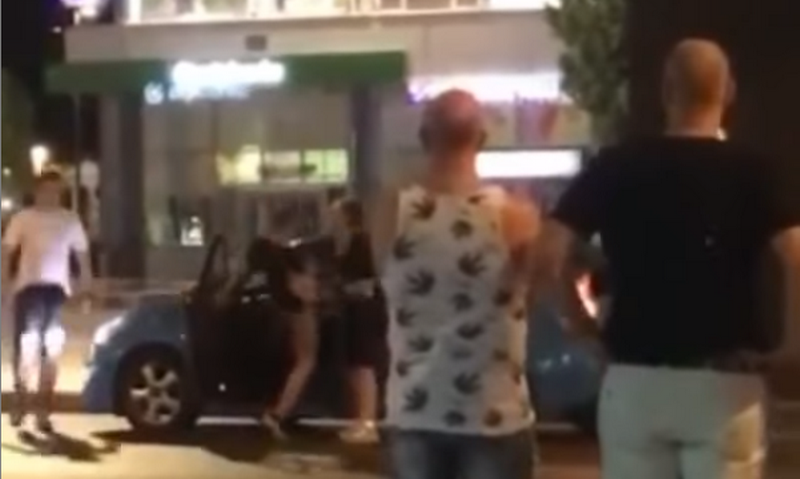Mladić maltretirao devojku pa napao taksistu koji je pokušao da je odbrani (video)