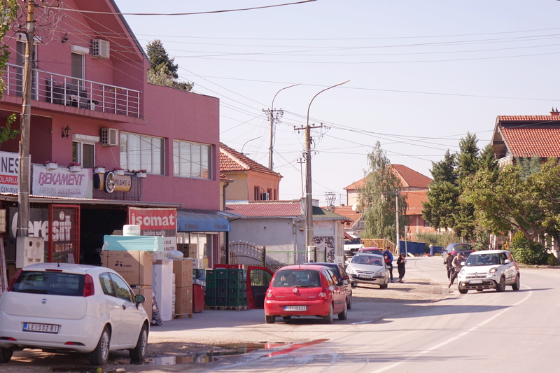 Selo Pečenjevce centar sveta, američko selo ili samo selo u kome nestaju poljoprivrednici?