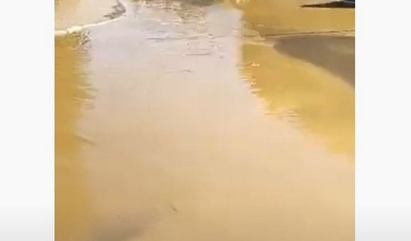 Voda poplavila deo Radničkog naselja, meštanima zavrnute slavine