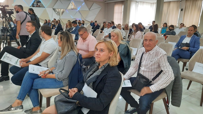 Prvi privredni forum najboljih preduzetnika na jugu Srbije održan danas u Leskovcu